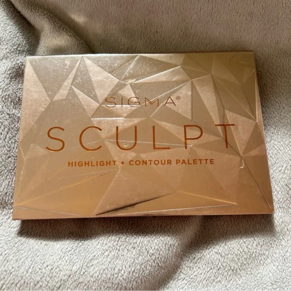 Sigma Beauty Sculpt Highlight Contour Palette- NWOB
